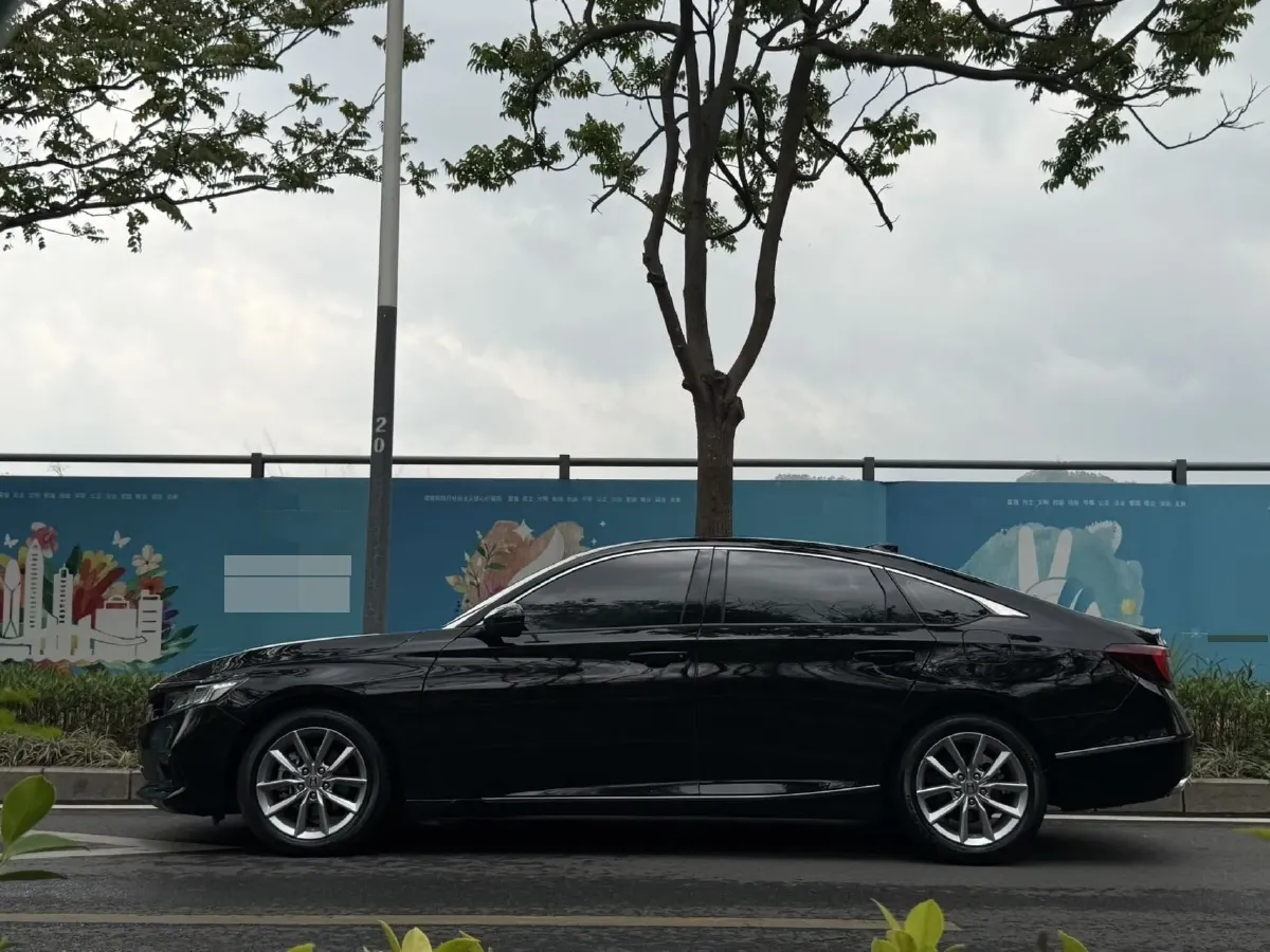 2022 Honda Accord 1.5T 194HP L4 CVT,autocango,china used car exporter,china ev exporter,chinese used car exporter,chinese used ev exporter