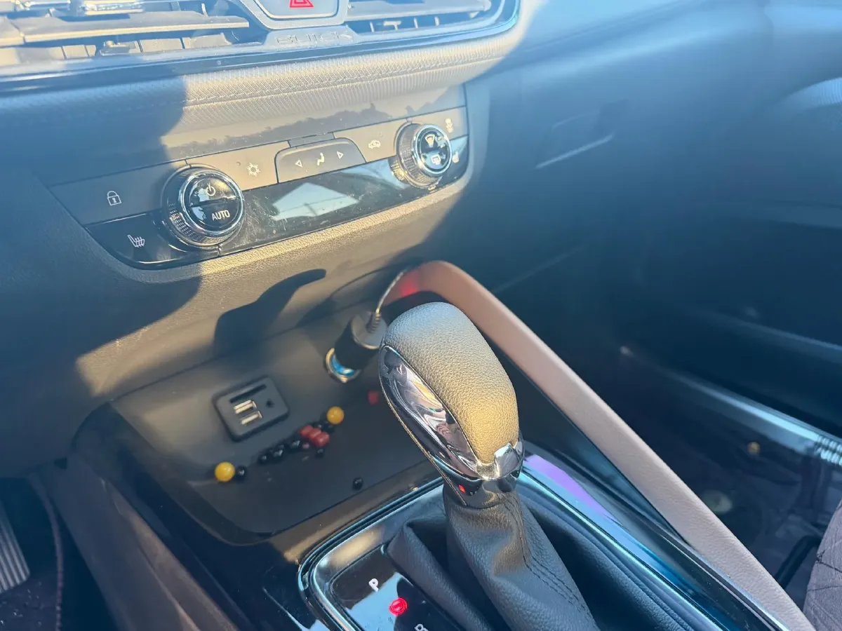 2021 Buick GL6 1.3T 163HP L3 6AT,autocango,china used car exporter,china ev exporter,chinese used car exporter,chinese used ev exporter