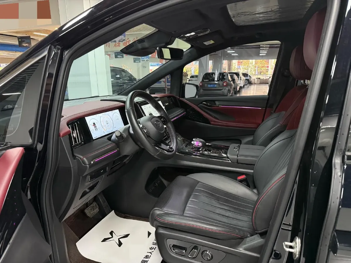 2024 GAC Trumpchi M8 2.0T 252HP L4 8AT,autocango,china used car exporter,china ev exporter,chinese used car exporter,chinese used ev exporter