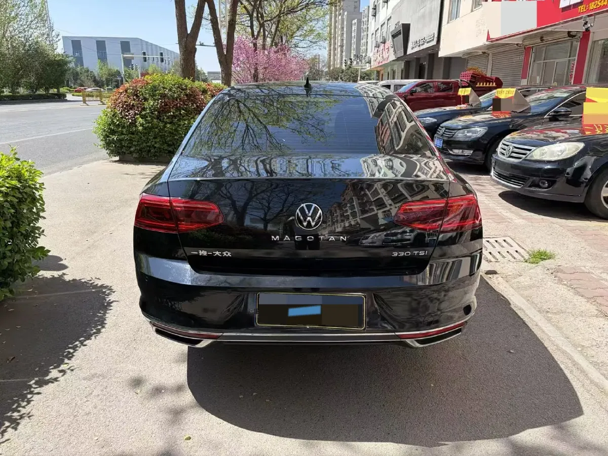2020 Volkswagen Magotan 2.0T 186HP L4 7DCT,autocango,china used car exporter,china ev exporter,chinese used car exporter,chinese used ev exporter