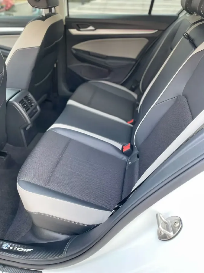 2023 Volkswagen Golf 1.4T 150HP L4 7DCT,autocango,china used car exporter,china ev exporter,chinese used car exporter,chinese used ev exporter