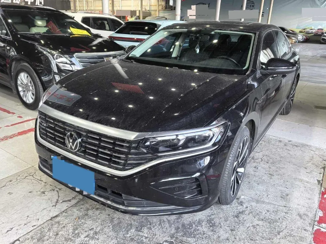 2023 Volkswagen Passat 2.0T 186HP L4 7DCT,autocango,china used car exporter,china ev exporter,chinese used car exporter,chinese used ev exporter