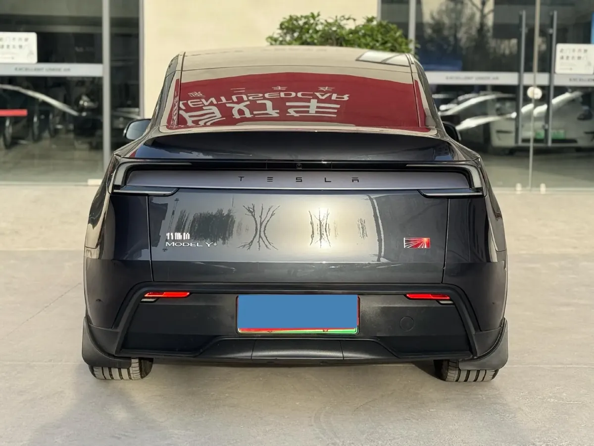 2025 Tesla Model Y BEV 78.4KWH,autocango,china used car exporter,china ev exporter,chinese used car exporter,chinese used ev exporter