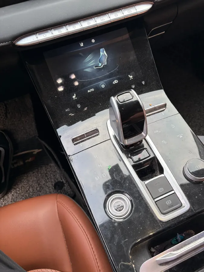 2021 Chery Tiggo 8 Plus 1.6T 197HP L4 7DCT,autocango,china used car exporter,china ev exporter,chinese used car exporter,chinese used ev exporter