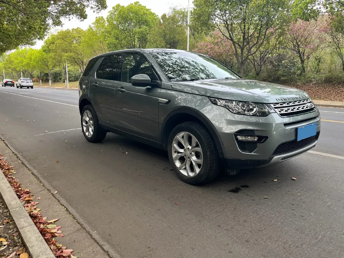 2019 Land Rover Discovery Sport 2.0T 241HP L4 9AT,autocango,china used car exporter,china ev exporter,chinese used car exporter,chinese used ev exporter
