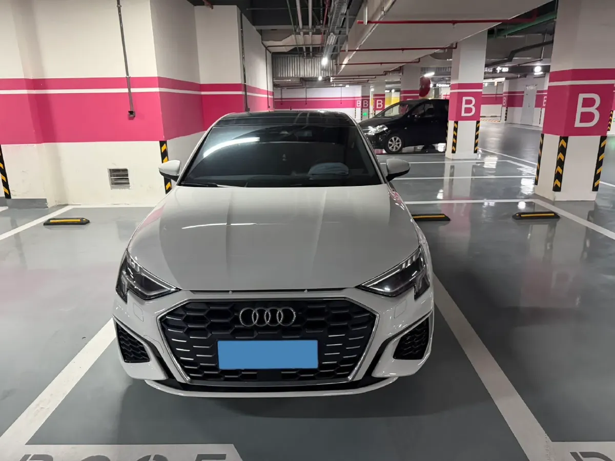 2022 Audi A3 1.4T 150HP L4 7DCT,autocango,china used car exporter,china ev exporter,chinese used car exporter,chinese used ev exporter