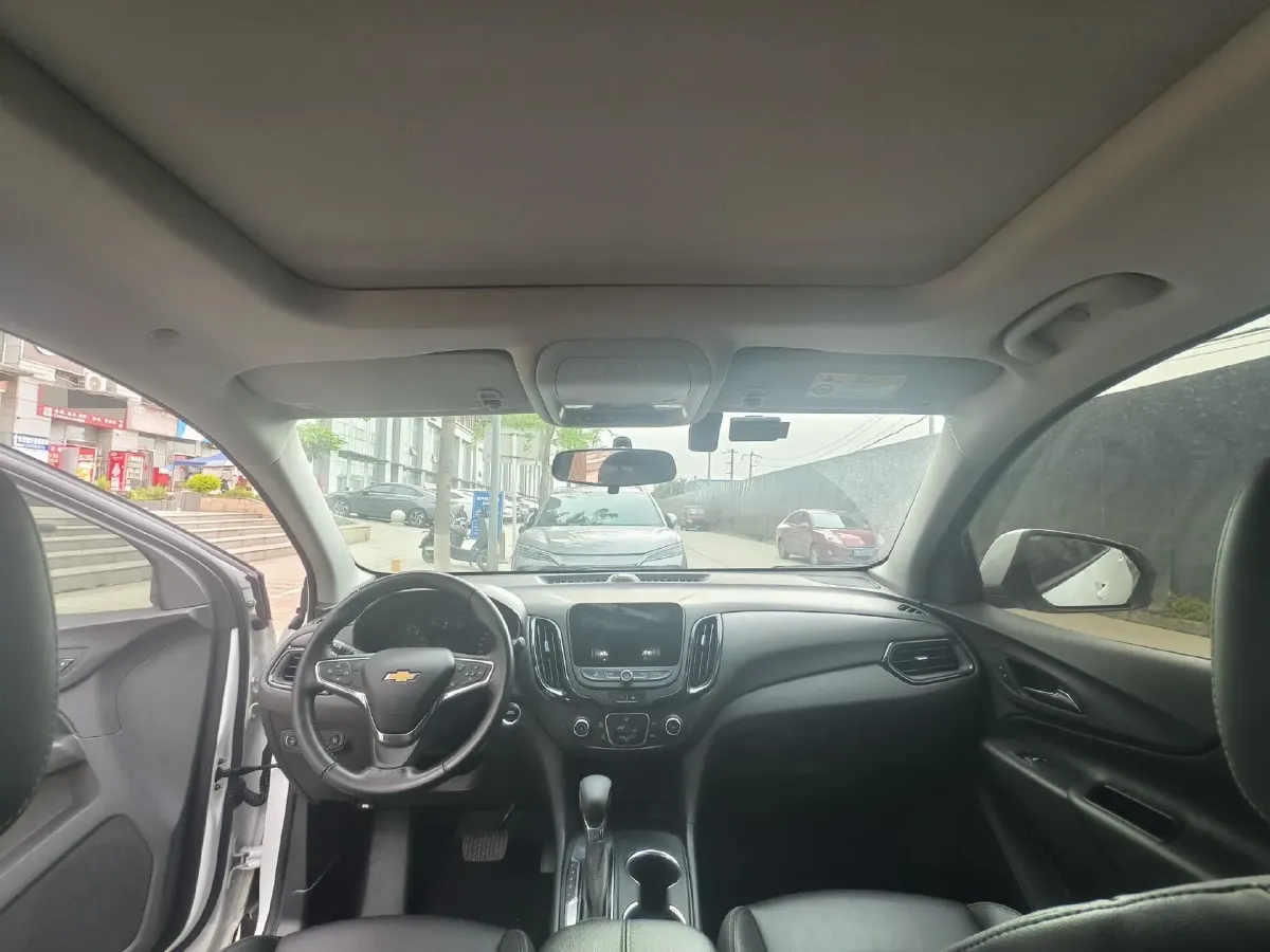 2021 Chevrolet Equinox 1.5T 169HP L4 6AT,autocango,china used car exporter,china ev exporter,chinese used car exporter,chinese used ev exporter