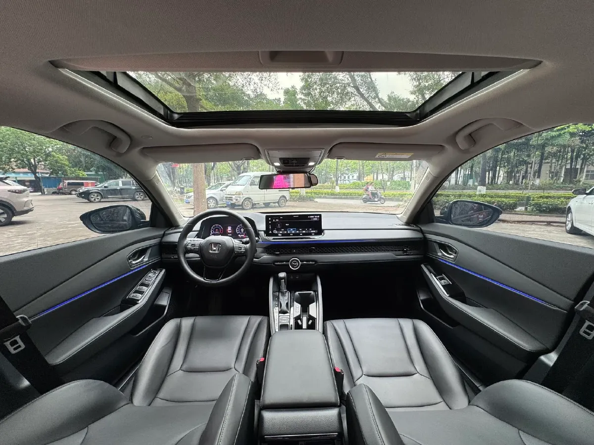 2023 Dongfeng PaLaSuo 2.0T 228HP L4 8AT,autocango,china used car exporter,china ev exporter,chinese used car exporter,chinese used ev exporter