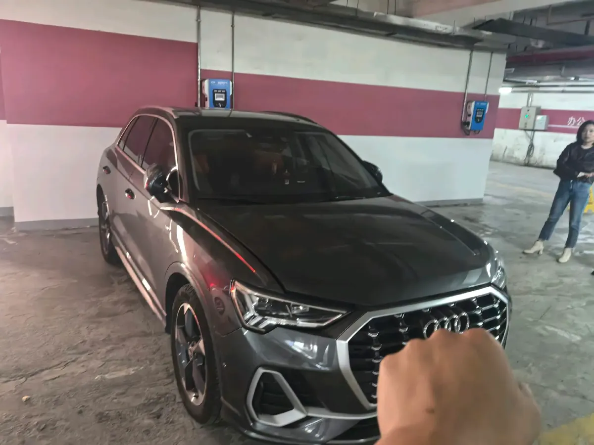 2021 Audi Q3 1.4T 150HP L4 7DCT,autocango,china used car exporter,china ev exporter,chinese used car exporter,chinese used ev exporter