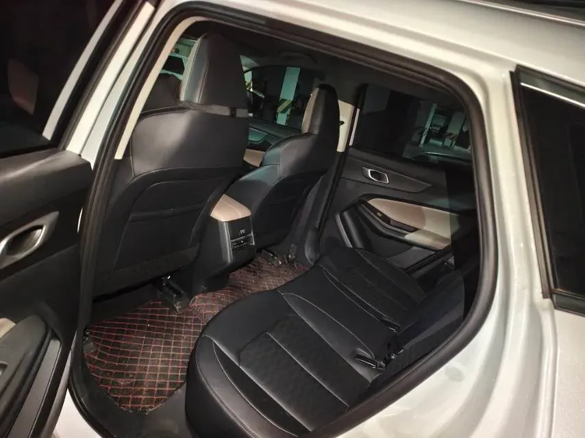 2022 ChangAn Oshan X7 Plus 1.5T 188HP L4 7DCT,autocango,china used car exporter,china ev exporter,chinese used car exporter,chinese used ev exporter