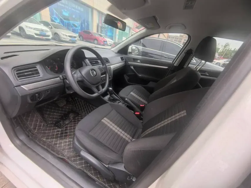 2019 Volkswagen T-Cross 1.5L 113HP L4 6AT,autocango,china used car exporter,china ev exporter,chinese used car exporter,chinese used ev exporter