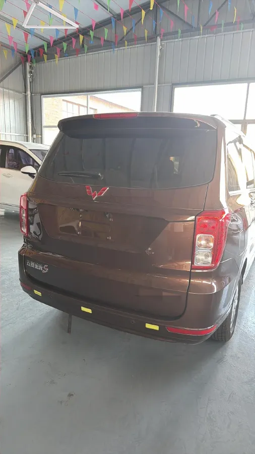 2021 WuLing RongGuang New Truck 1.5L 99HP L4 5MT,autocango,china used car exporter,china ev exporter,chinese used car exporter,chinese used ev exporter