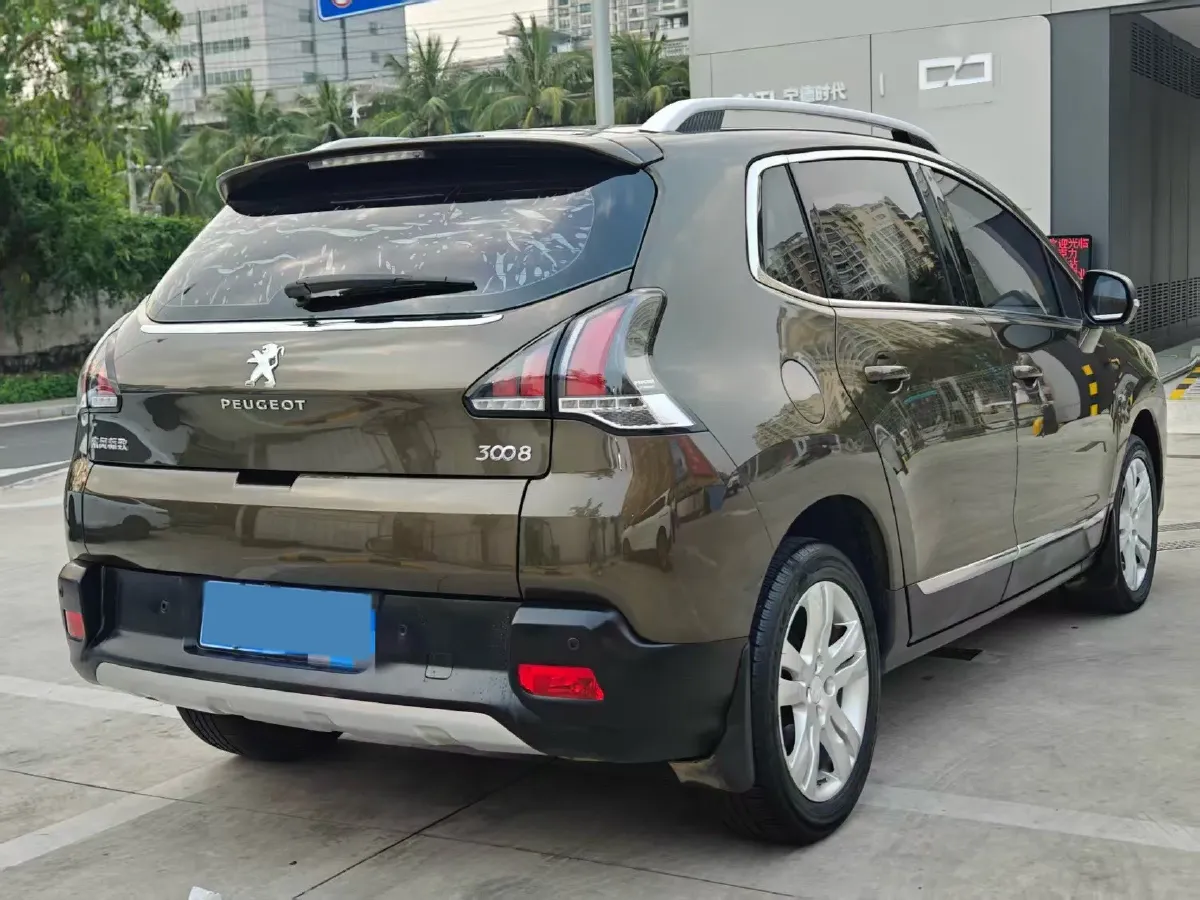 2015 Peugeot 3008 2.0L 147HP L4 6AT,autocango,china used car exporter,china ev exporter,chinese used car exporter,chinese used ev exporter