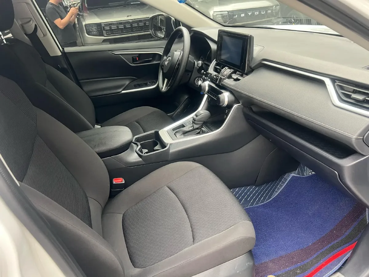 2022 Toyota RAV4 2.0L 171HP L4 CVT,autocango,china used car exporter,china ev exporter,chinese used car exporter,chinese used ev exporter