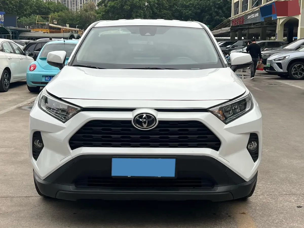 2022 Toyota RAV4 2.0L 171HP L4 CVT,autocango,china used car exporter,china ev exporter,chinese used car exporter,chinese used ev exporter