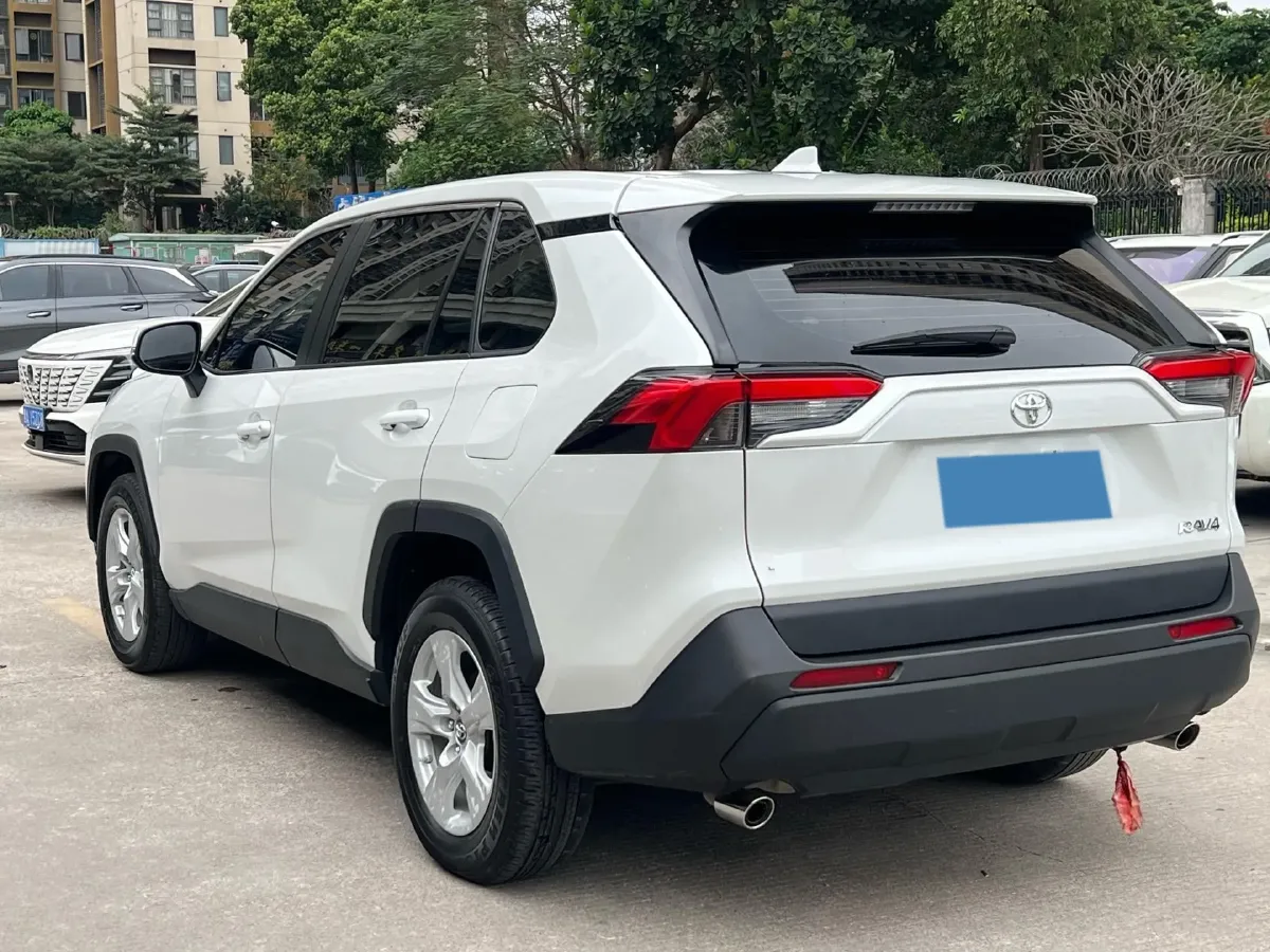 2022 Toyota RAV4 2.0L 171HP L4 CVT,autocango,china used car exporter,china ev exporter,chinese used car exporter,chinese used ev exporter