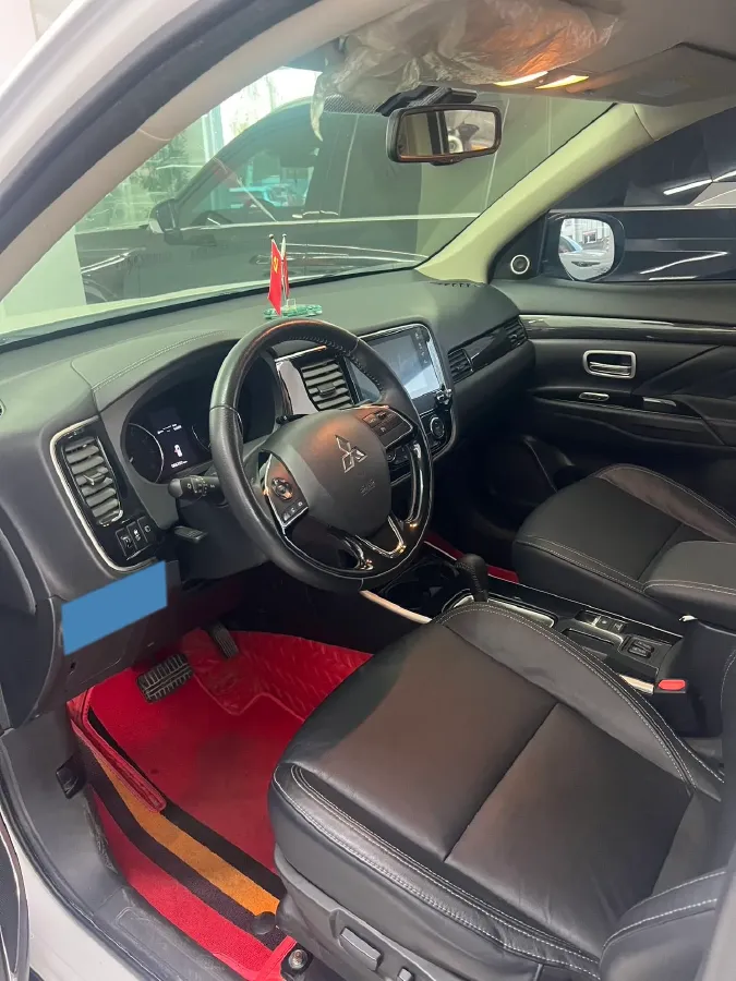 2019 Mitsubishi Outlander 2.0L 166HP L4 CVT,autocango,china used car exporter,china ev exporter,chinese used car exporter,chinese used ev exporter