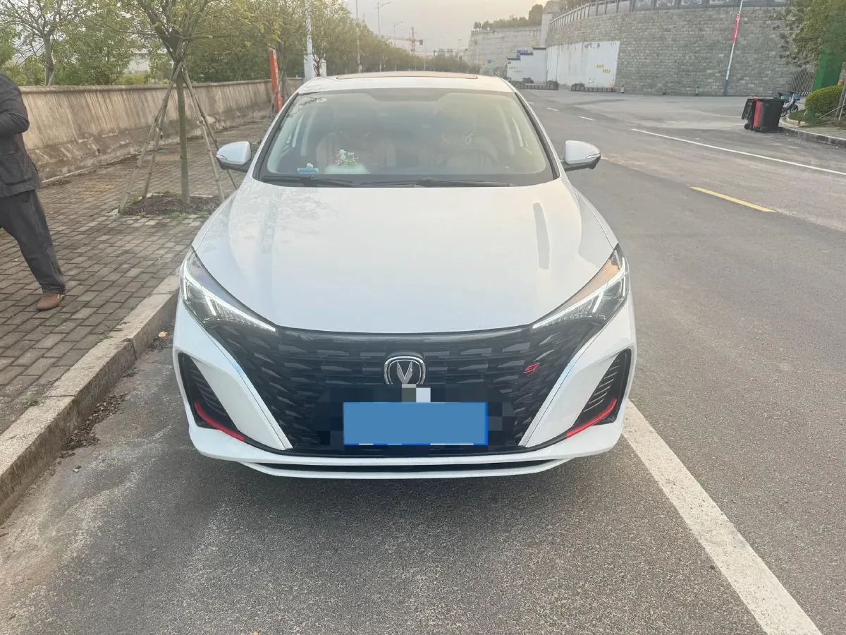 2024 ChangAn Eado 1.4T 160HP L4 7DCT,autocango,china used car exporter,china ev exporter,chinese used car exporter,chinese used ev exporter