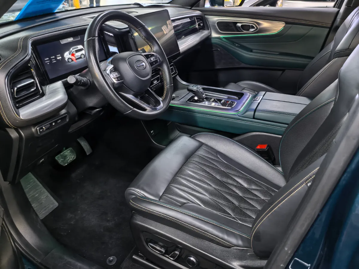 2022 GAC Trumpchi GS8 2.0T 252HP L4 8AT,autocango,china used car exporter,china ev exporter,chinese used car exporter,chinese used ev exporter