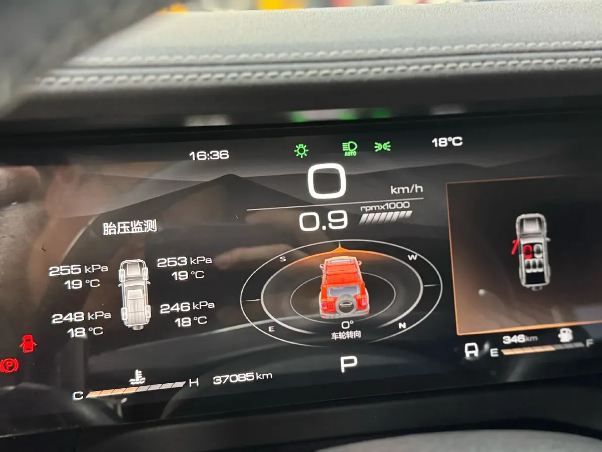 2023 Tank 300 2.0T 227HP L4 8AT,autocango,china used car exporter,china ev exporter,chinese used car exporter,chinese used ev exporter