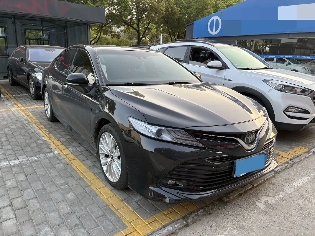 2018 Toyota Camry 2.5L 209HP L4 8AT,autocango,china used car exporter,china ev exporter,chinese used car exporter,chinese used ev exporter
