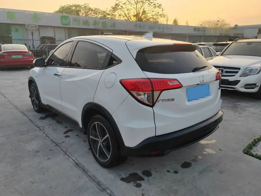 2022 Honda Vezel 1.5L 131HP L4 CVT,autocango,china used car exporter,china ev exporter,chinese used car exporter,chinese used ev exporter