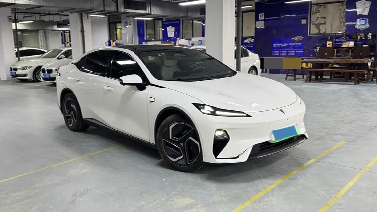 2025 Deepal L07 BEV 56.12KWH,autocango,china used car exporter,china ev exporter,chinese used car exporter,chinese used ev exporter
