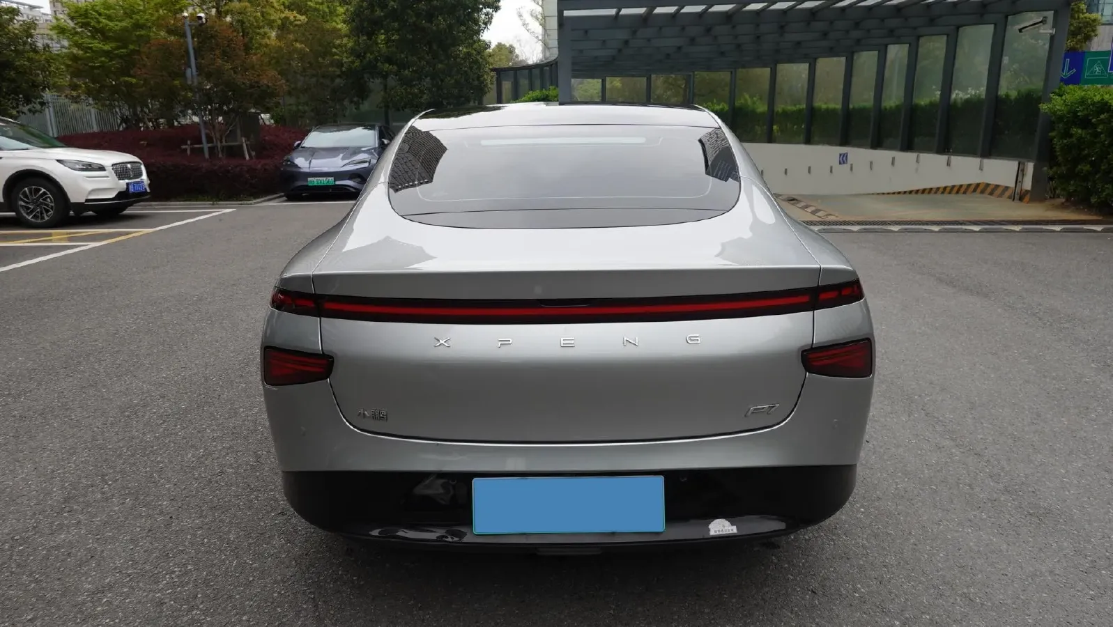 2022 DongFeng Forthing M7 2.0T 224HP L4 8AT,autocango,china used car exporter,china ev exporter,chinese used car exporter,chinese used ev exporter