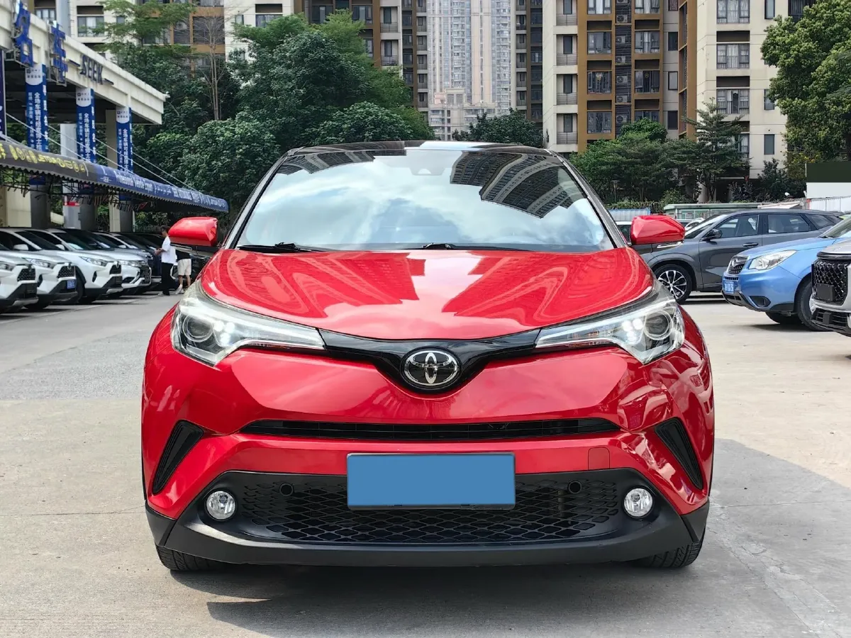 2018 Toyota C-HR 2.0L 171HP L4 CVT,autocango,china used car exporter,china ev exporter,chinese used car exporter,chinese used ev exporter