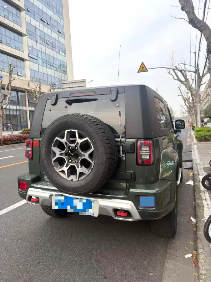 2020 Beijing BJ40 2.0T 224HP L4 8AT,autocango,china used car exporter,china ev exporter,chinese used car exporter,chinese used ev exporter