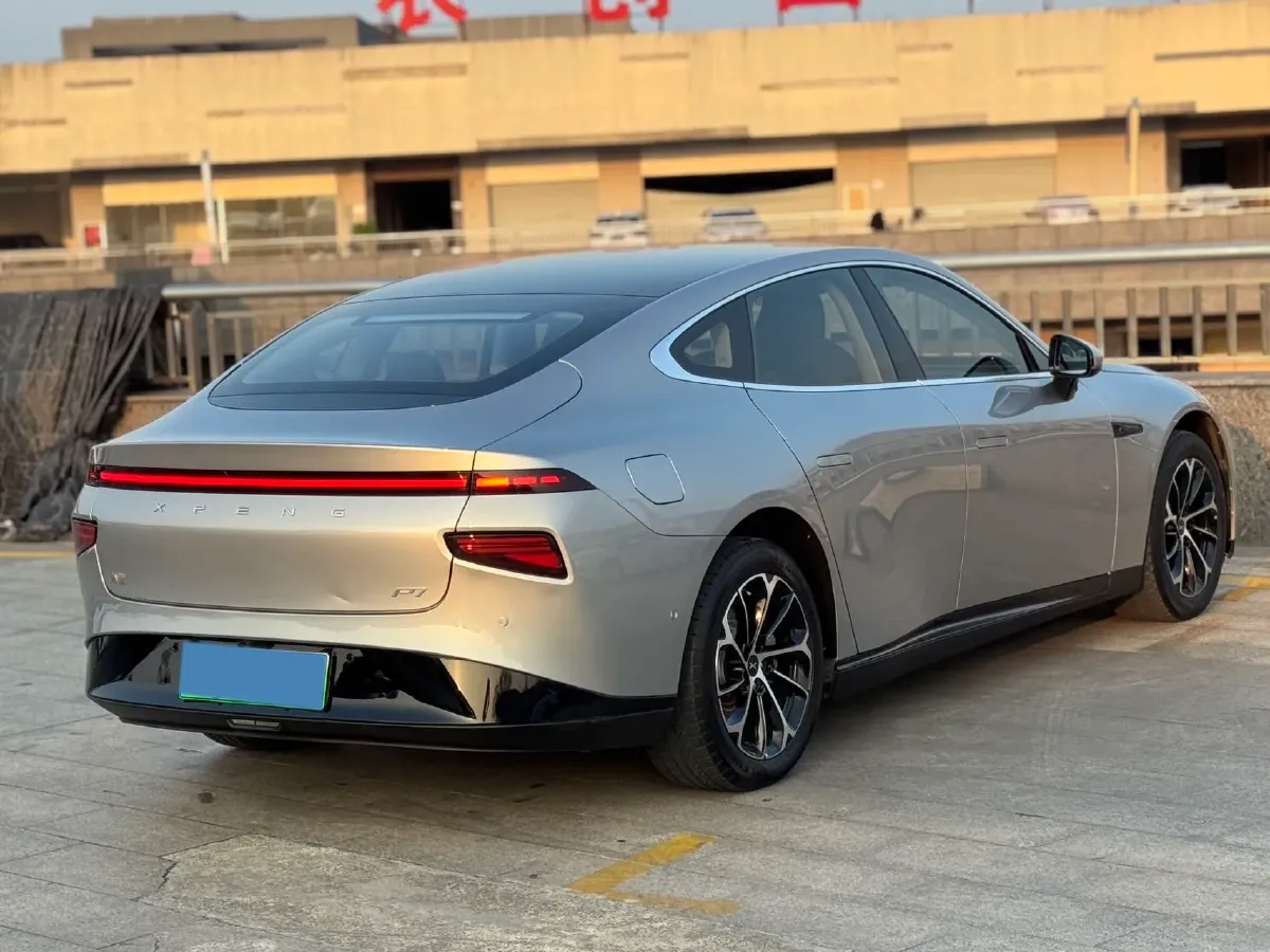 2023 Xpeng P7 BEV 70.8KWH,autocango,china used car exporter,china ev exporter,chinese used car exporter,chinese used ev exporter