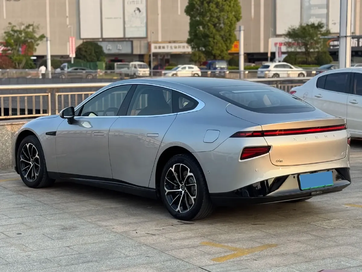 2023 Xpeng P7 BEV 70.8KWH,autocango,china used car exporter,china ev exporter,chinese used car exporter,chinese used ev exporter