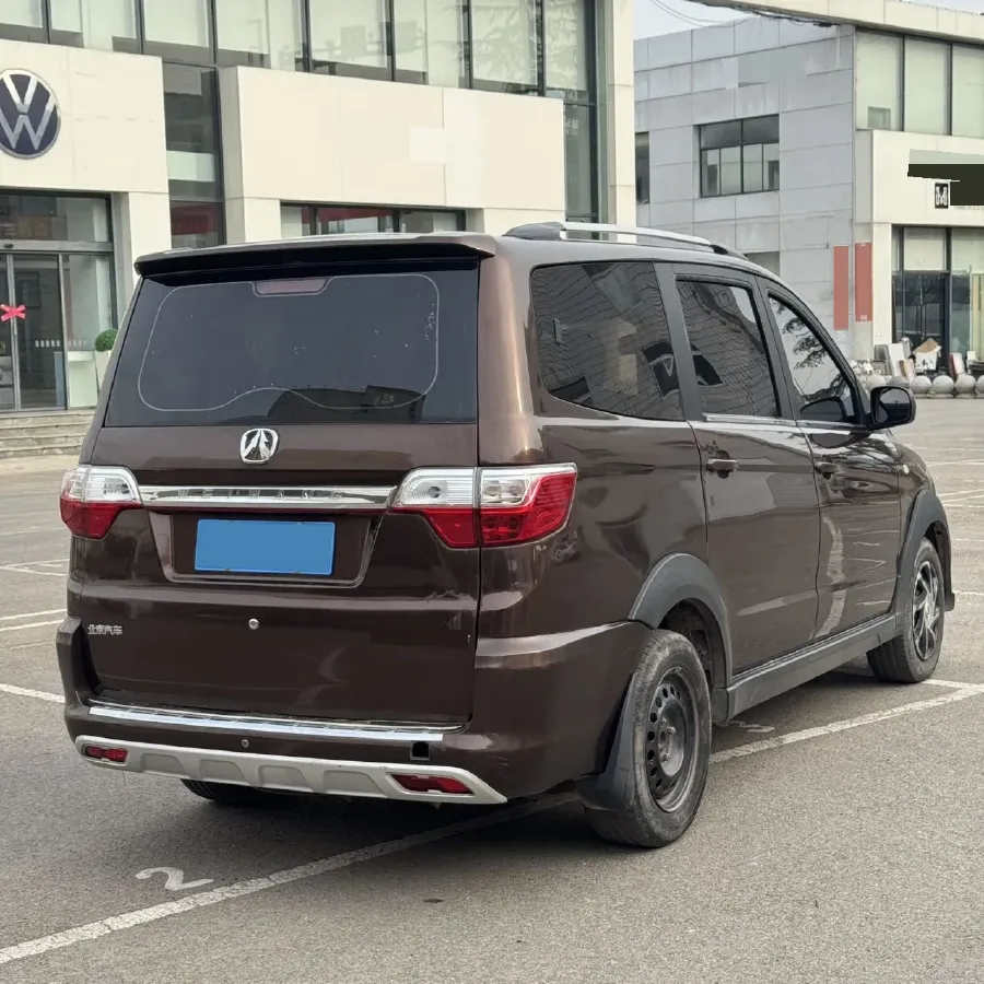 2016 BAIC WeiWang M35 1.5L 116HP L4 5MT,autocango,china used car exporter,china ev exporter,chinese used car exporter,chinese used ev exporter