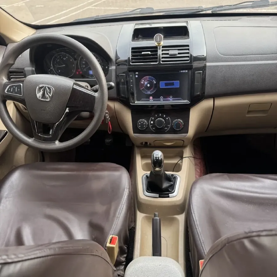 2016 BAIC WeiWang M35 1.5L 116HP L4 5MT,autocango,china used car exporter,china ev exporter,chinese used car exporter,chinese used ev exporter