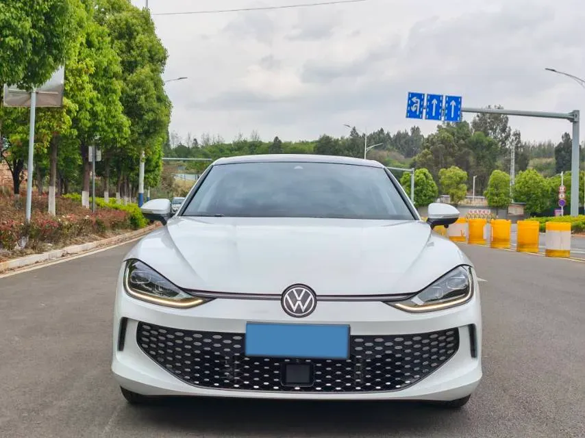 2025 Volkswagen Lamando 1.4T 150HP L4 7DCT,autocango,china used car exporter,china ev exporter,chinese used car exporter,chinese used ev exporter