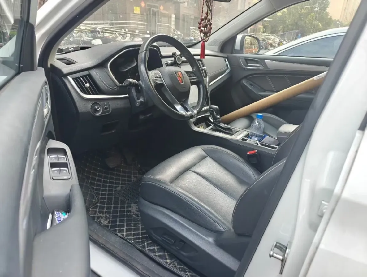 2020 Roewe i6 1.5T 169HP L4 7DCT,autocango,china used car exporter,china ev exporter,chinese used car exporter,chinese used ev exporter