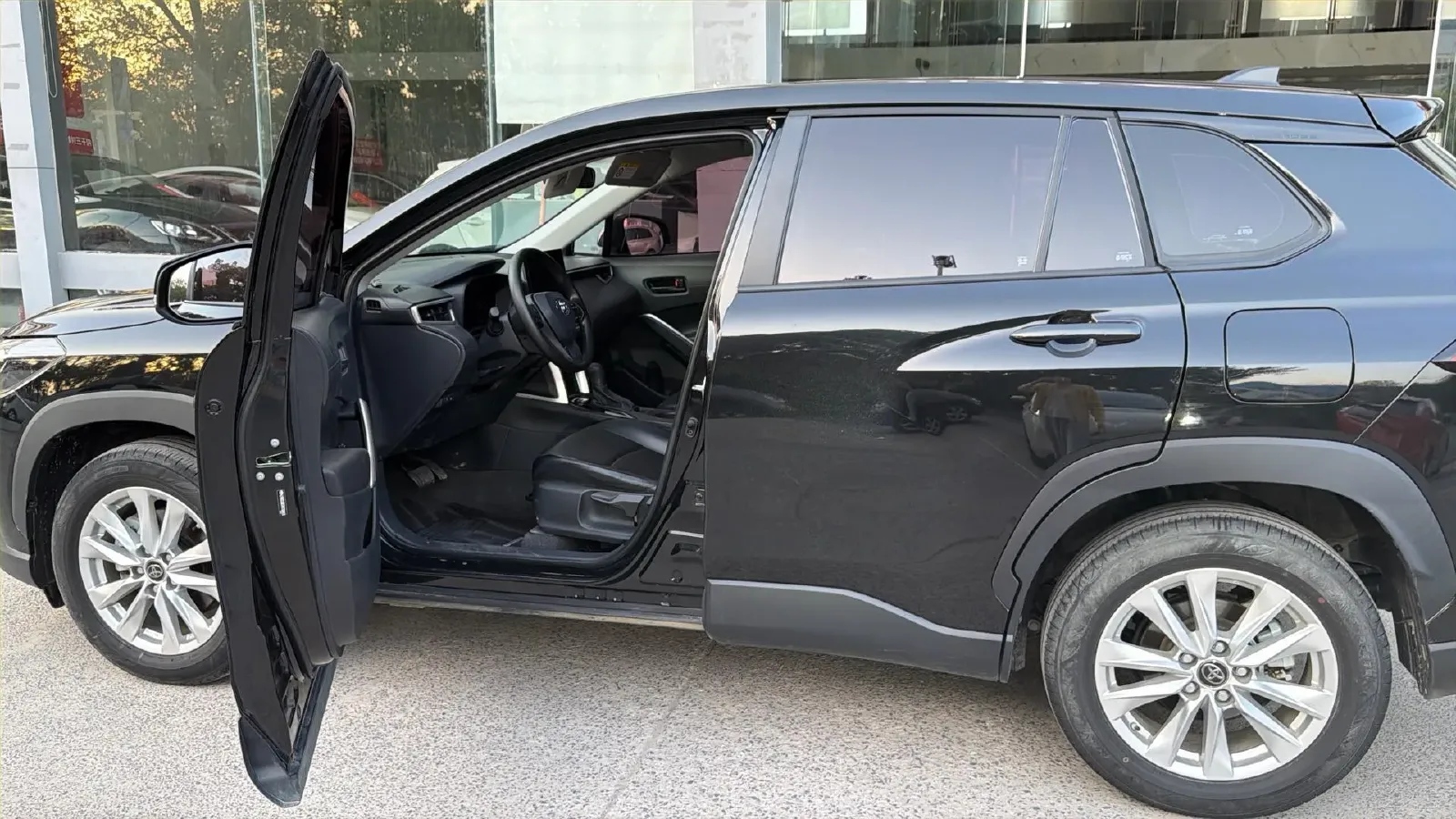 2023 Toyota Corolla Cross 2.0L 171HP L4 CVT,autocango,china used car exporter,china ev exporter,chinese used car exporter,chinese used ev exporter