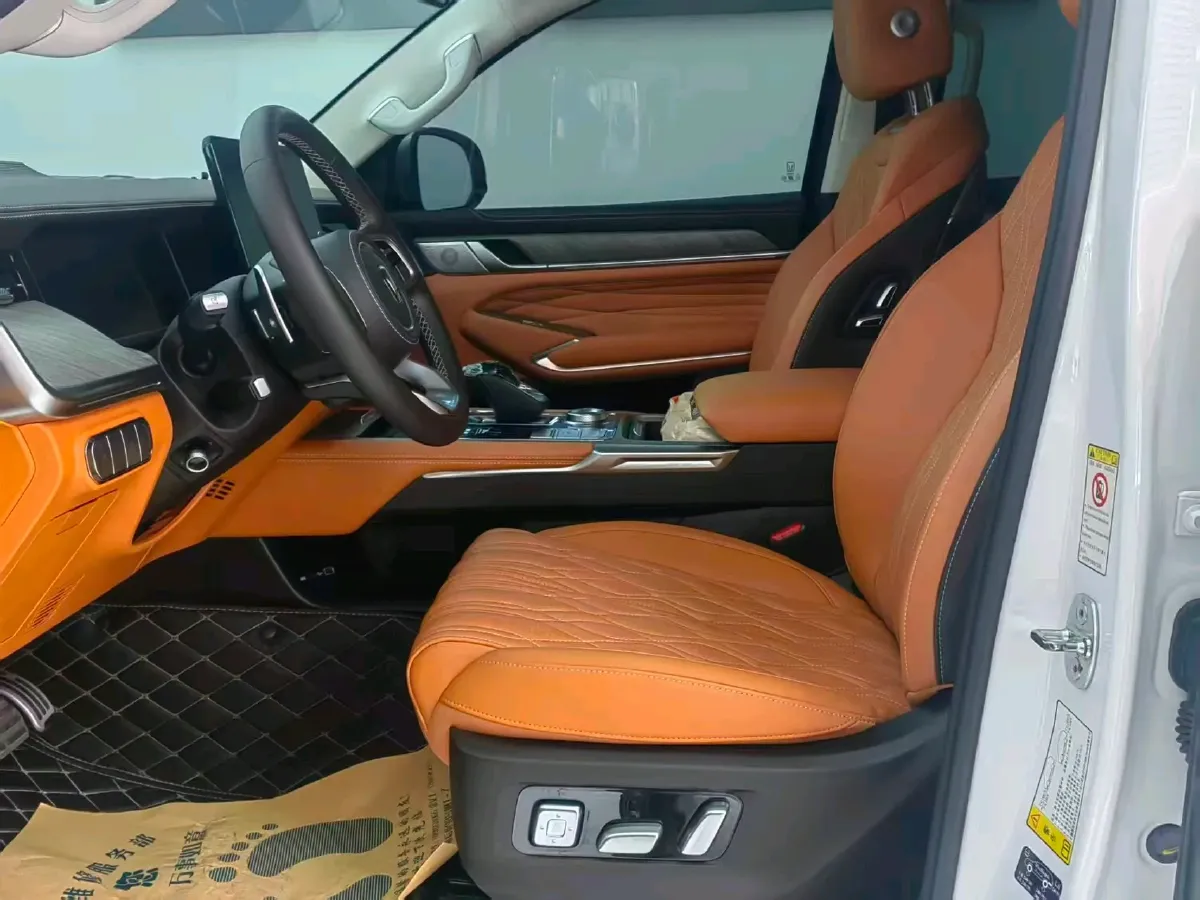 2022 Tank 500 3.0T 360HP V6 9AT,autocango,china used car exporter,china ev exporter,chinese used car exporter,chinese used ev exporter