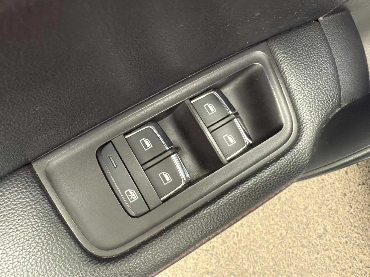 2017 MG MG6 1.5T 169HP L4 7DCT,autocango,china used car exporter,china ev exporter,chinese used car exporter,chinese used ev exporter