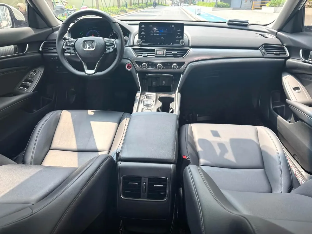 2018 Honda Accord 2.0L 146HP L4 E-CVT Hybrid,autocango,china used car exporter,china ev exporter,chinese used car exporter,chinese used ev exporter