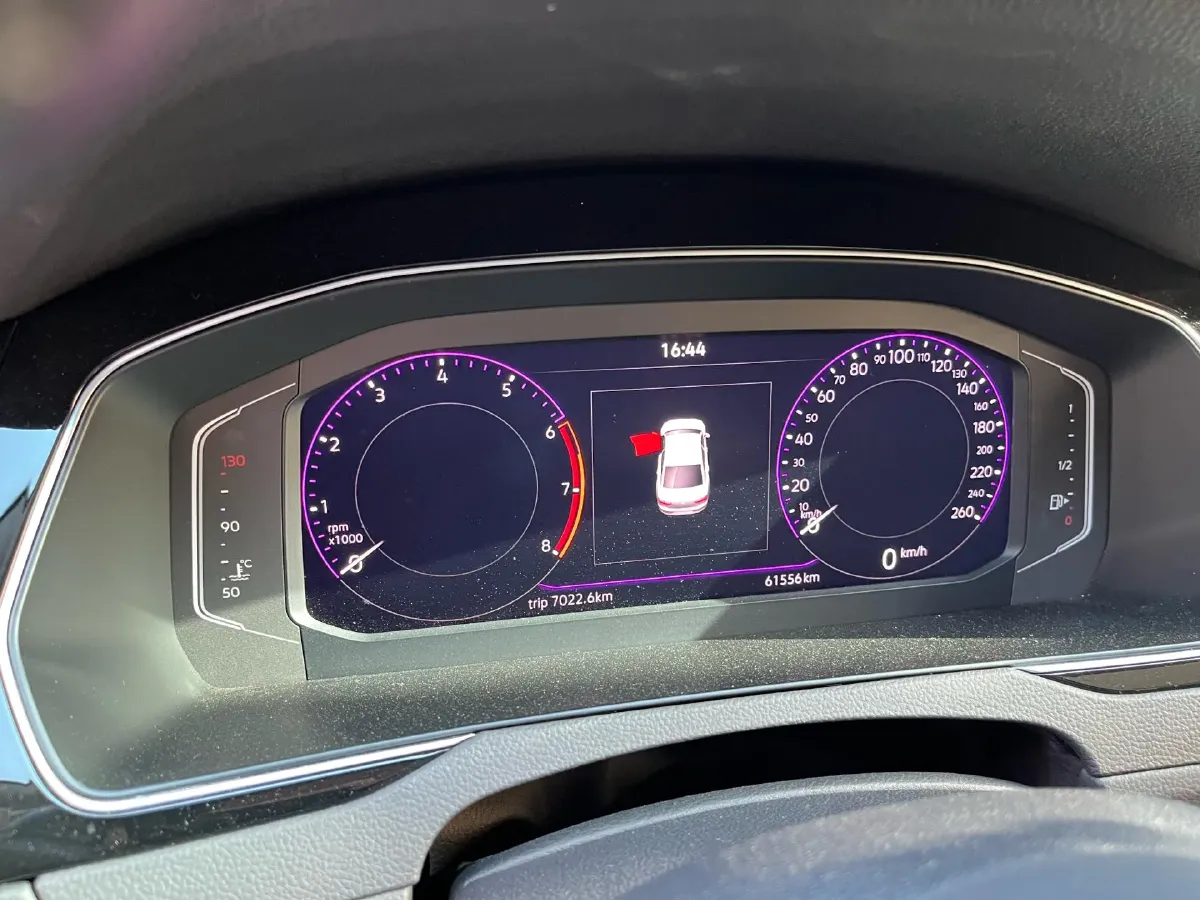 2021 Volkswagen Magotan 2.0T 186HP L4 7DCT,autocango,china used car exporter,china ev exporter,chinese used car exporter,chinese used ev exporter