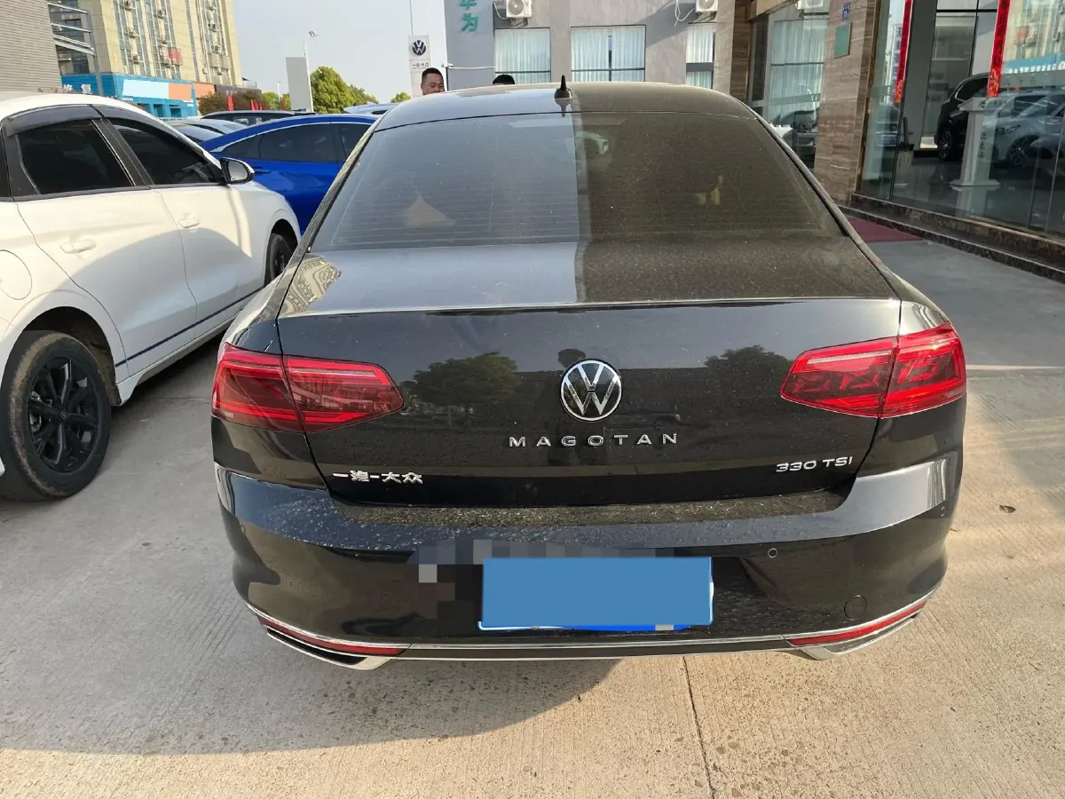 2021 Volkswagen Magotan 2.0T 186HP L4 7DCT,autocango,china used car exporter,china ev exporter,chinese used car exporter,chinese used ev exporter