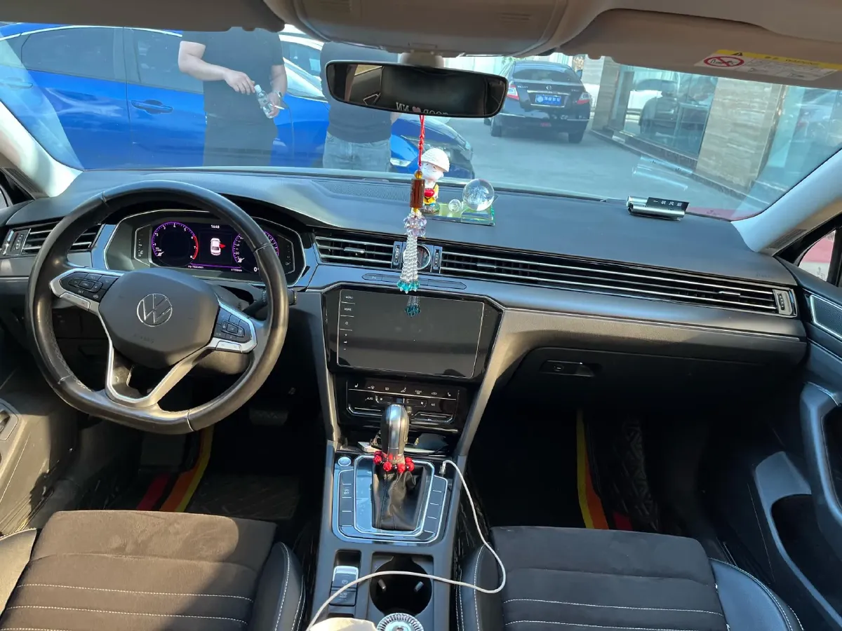 2021 Volkswagen Magotan 2.0T 186HP L4 7DCT,autocango,china used car exporter,china ev exporter,chinese used car exporter,chinese used ev exporter