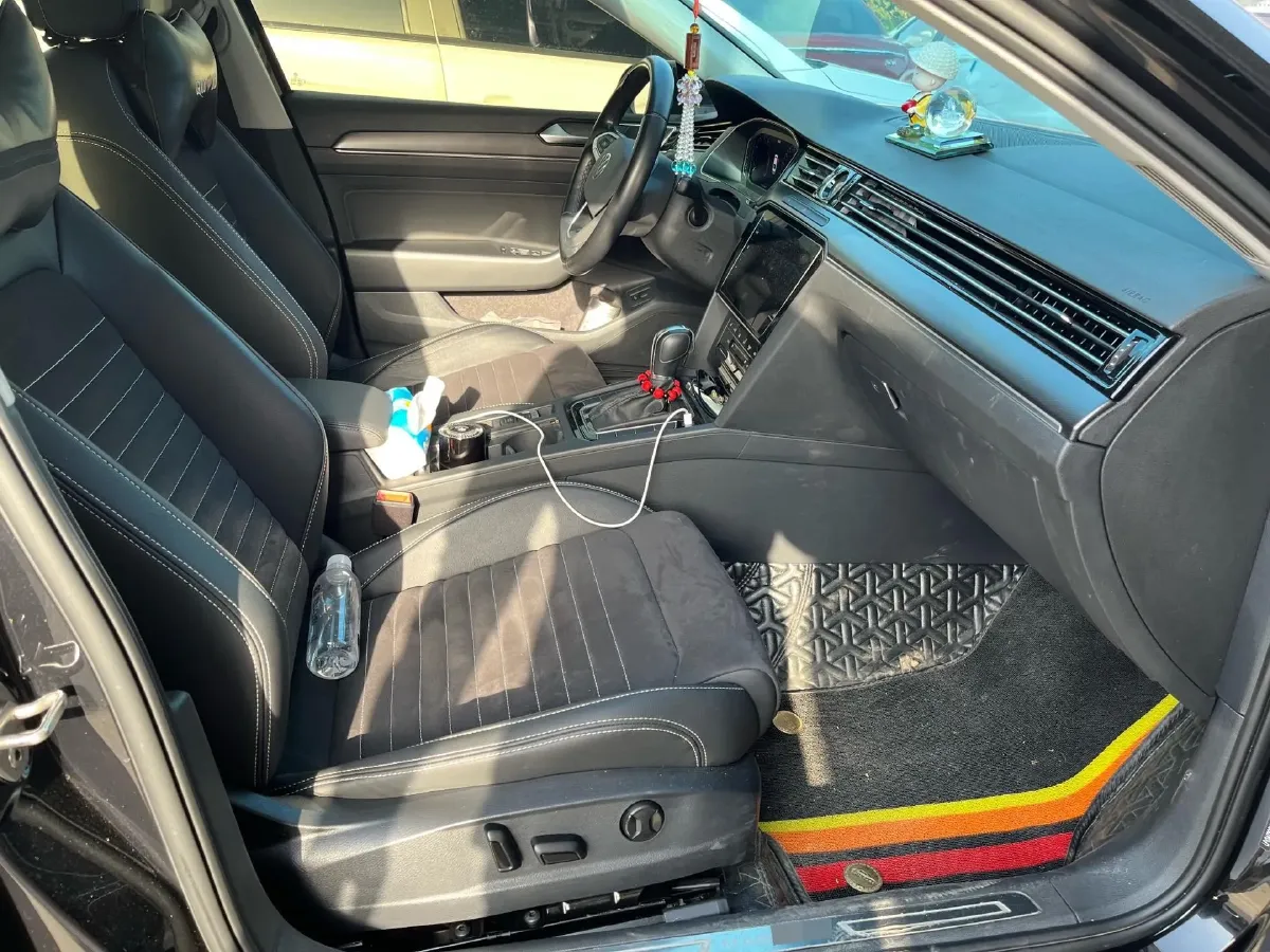 2021 Volkswagen Magotan 2.0T 186HP L4 7DCT,autocango,china used car exporter,china ev exporter,chinese used car exporter,chinese used ev exporter