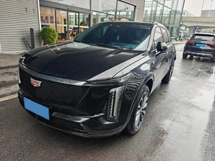 2025 Cadillac XT5 2.0T 237HP L4 9AT,autocango,china used car exporter,china ev exporter,chinese used car exporter,chinese used ev exporter