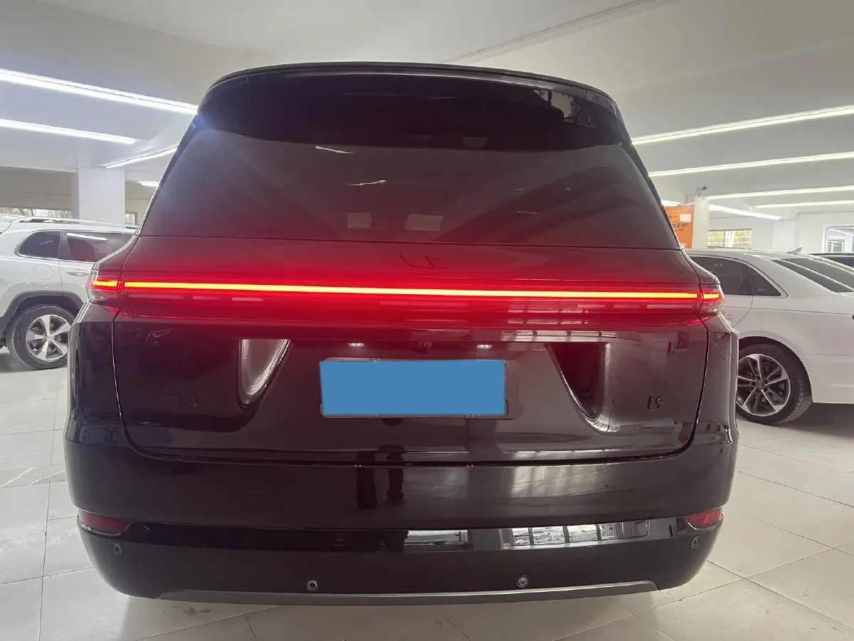 2024 Li L9 Range Extended 154HP REEV 52.3KWH,autocango,china used car exporter,china ev exporter,chinese used car exporter,chinese used ev exporter