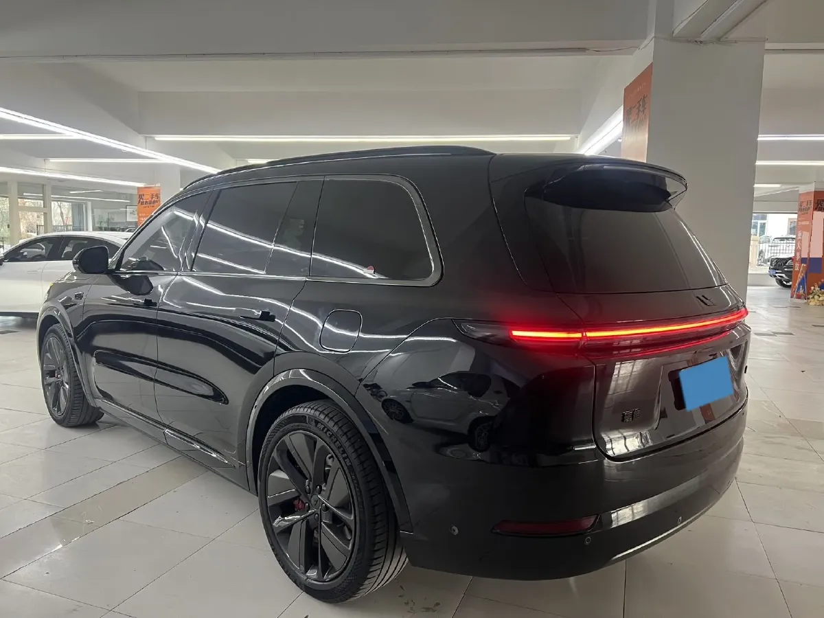 2024 Li L9 Range Extended 154HP REEV 52.3KWH,autocango,china used car exporter,china ev exporter,chinese used car exporter,chinese used ev exporter