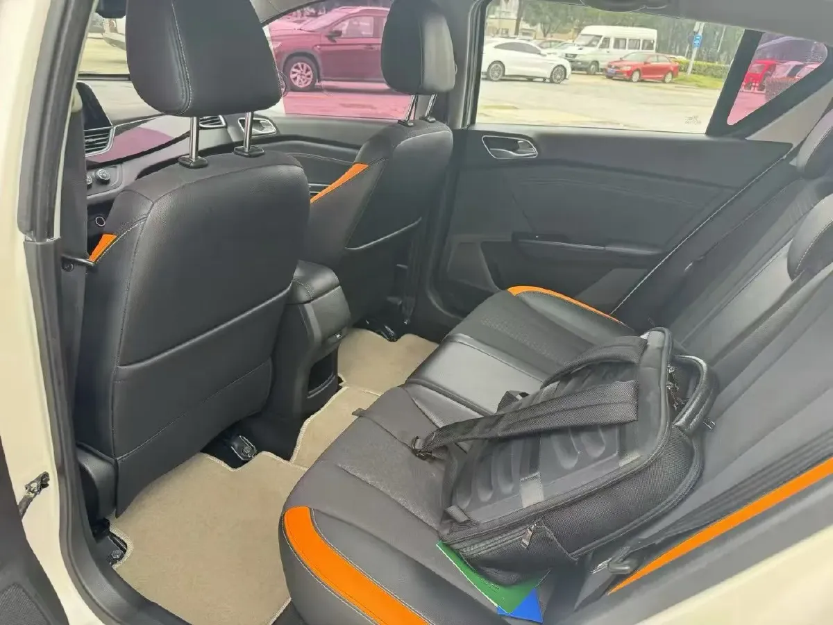 2017 Karry K50 1.5L 109HP L4 5MT,autocango,china used car exporter,china ev exporter,chinese used car exporter,chinese used ev exporter