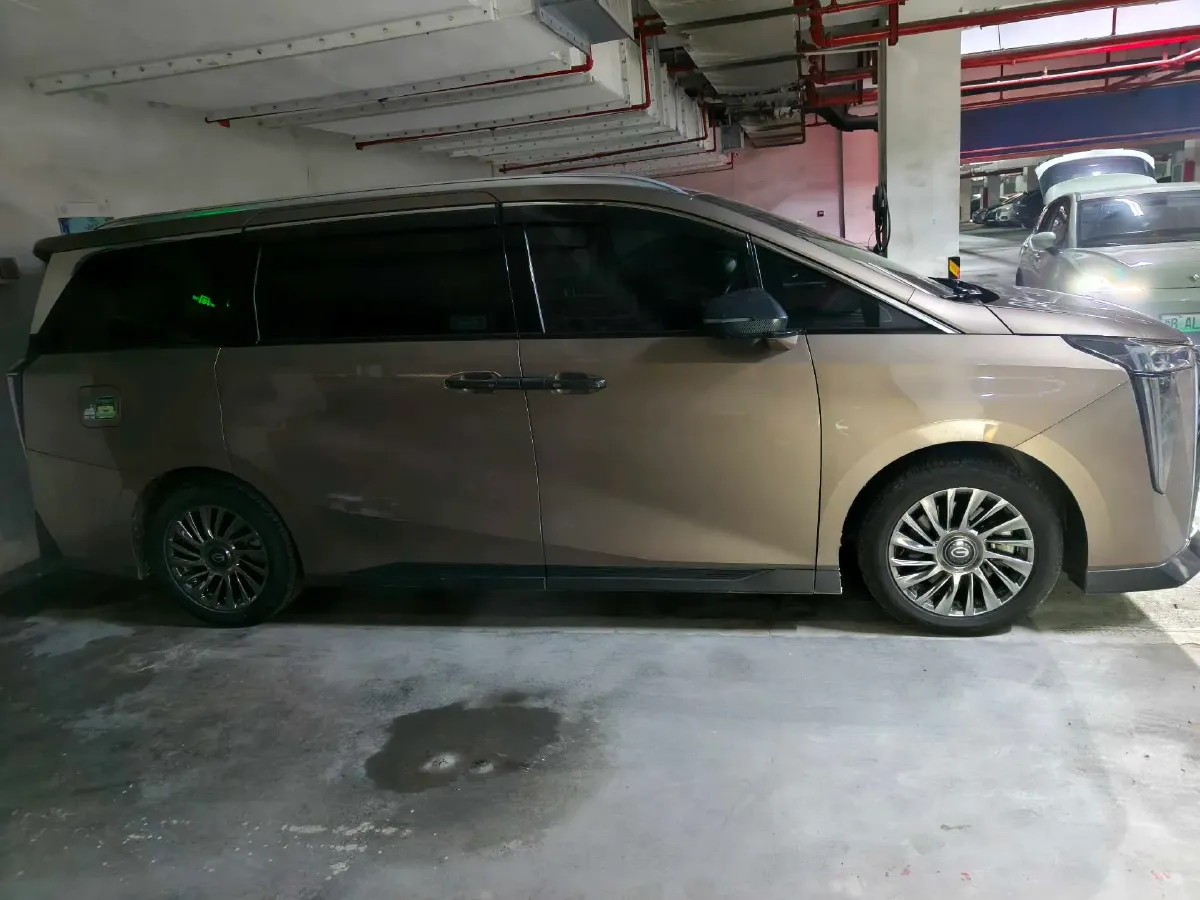 2023 GAC Trumpchi M8 2.0T 190HP L4 E-CVT Hybrid,autocango,china used car exporter,china ev exporter,chinese used car exporter,chinese used ev exporter