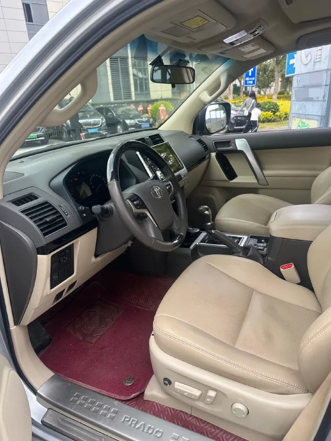 2020 Toyota Yaris 1.6T 261HP L3 6MT,autocango,china used car exporter,china ev exporter,chinese used car exporter,chinese used ev exporter